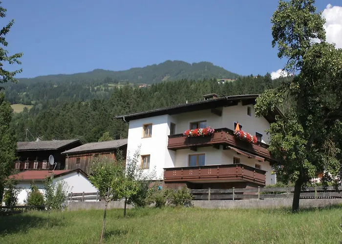 With Balcony In Hart Im Zillertaler 公寓